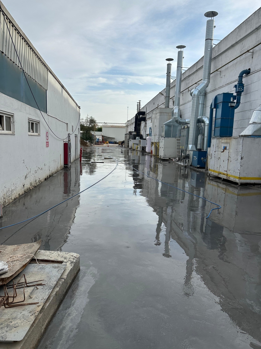 SİRENA MARİNE SAHA BETONU